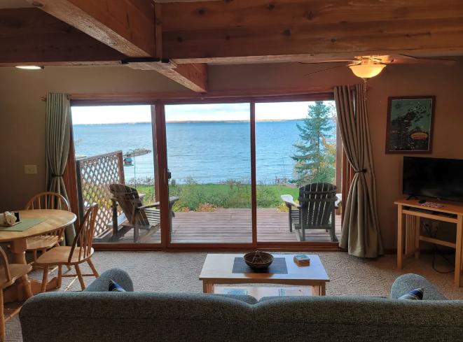Fedora on Lake Superior